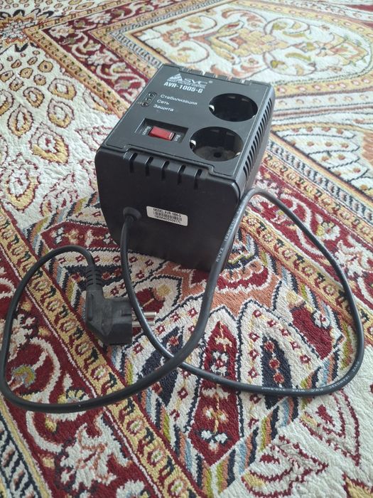 Стабилизатор Напряжение