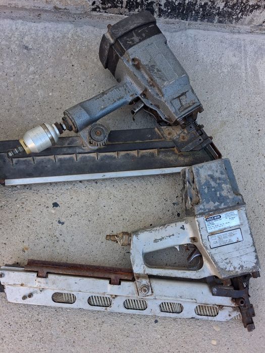 Pistol pneumatic bătut cuie lemn