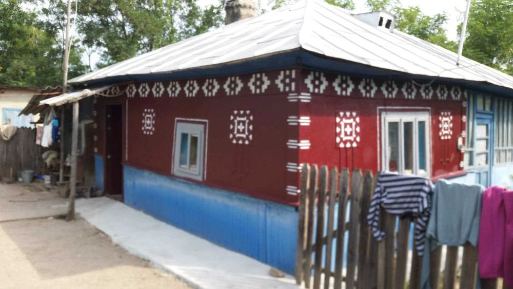 Casa cu teren intravilan 2800 mp in Vladeni (Corlateni), Botosani