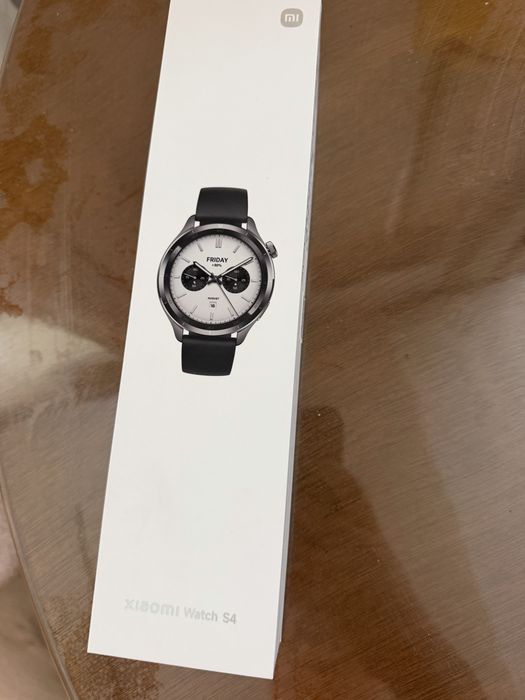 Продам часы Xiaomi watch s4