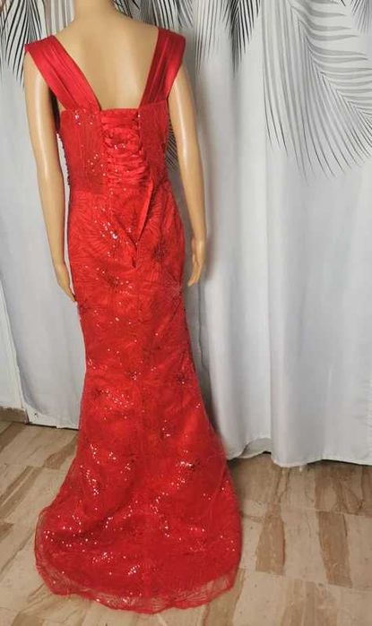 Rochie rosie lunga de seara marimea M