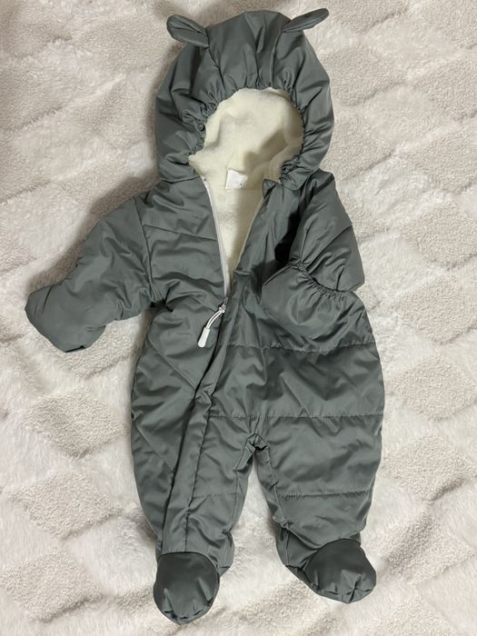 Продам детский комбинезон