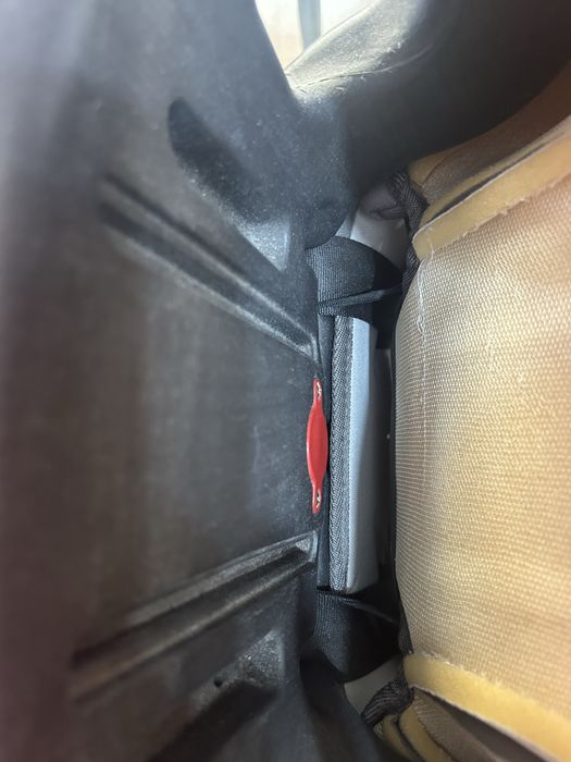 Детское автомобильное кресло