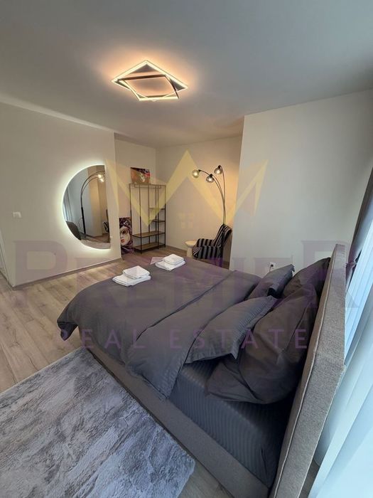 Продава се Тристаен апартамент в Пловдив, Център - 148 кв.м за 2223 €/кв.м - Снимка #6