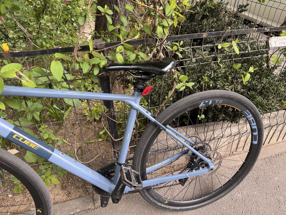 Bicicleta de oras Trekking Cube SL Road Race