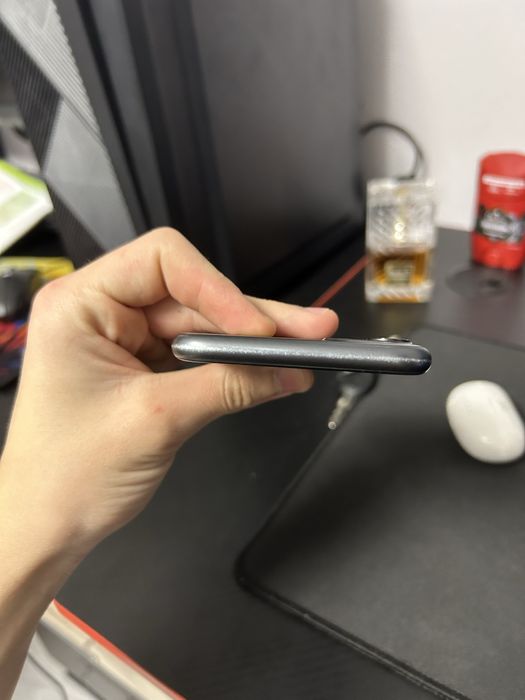 Iphone 11 impecabil + huse