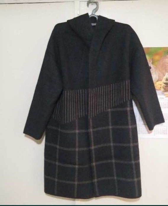 Пальто женское кардиган новая.
