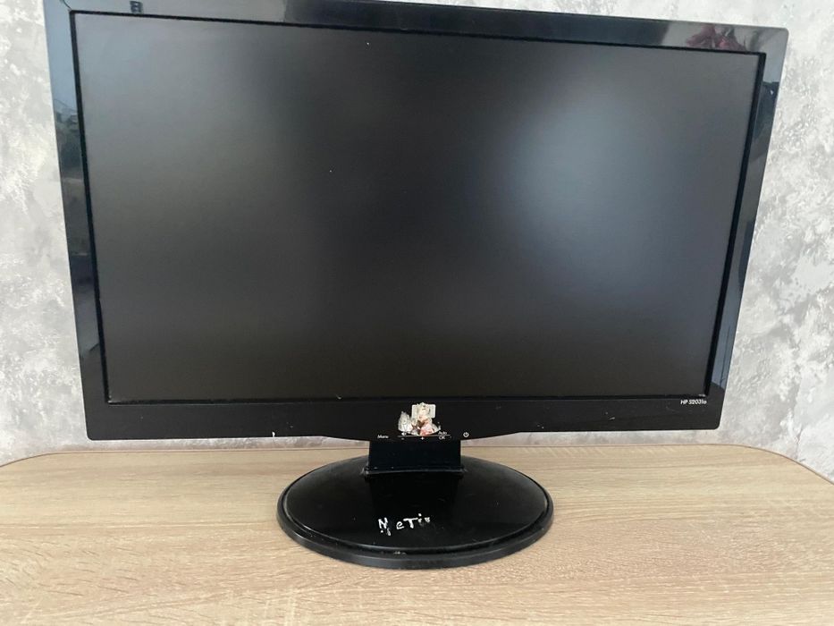 Монитор и микрофон