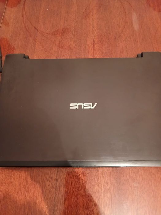 Ноутбук Asus i3 3поколения