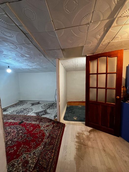 Продам дом в обшом дворе