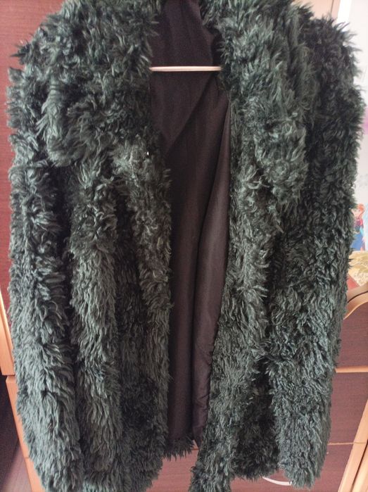 Vând haina xl marca H&M