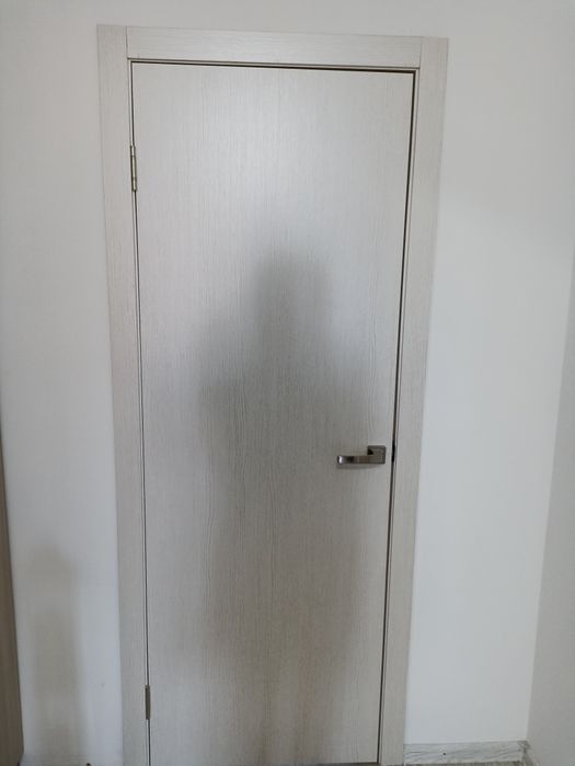 Продам межкомнатные двери