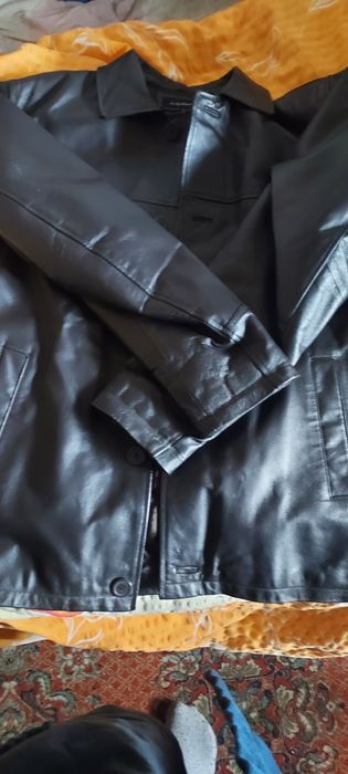 Geaca piele neagra