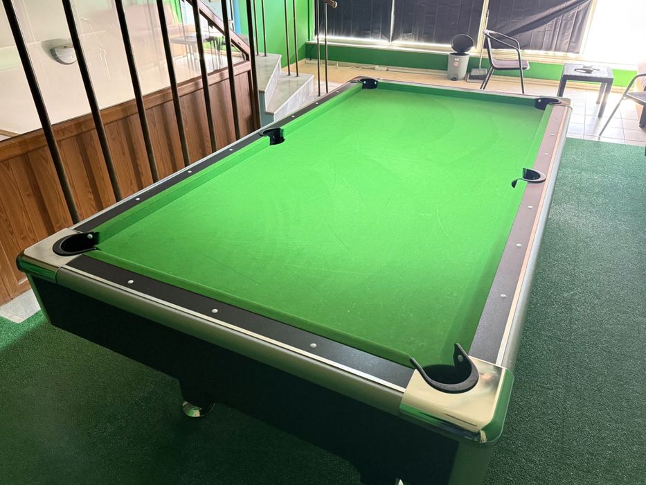 Билярдна маса 8 фута