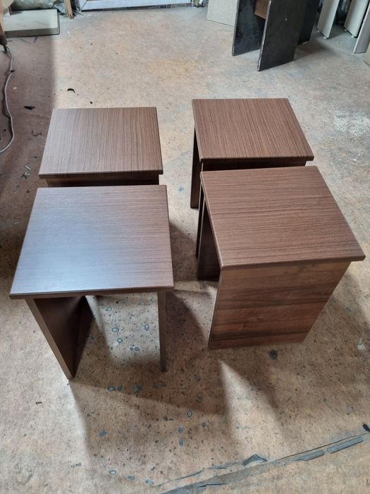 Табуреты новые комплект 4 штуки