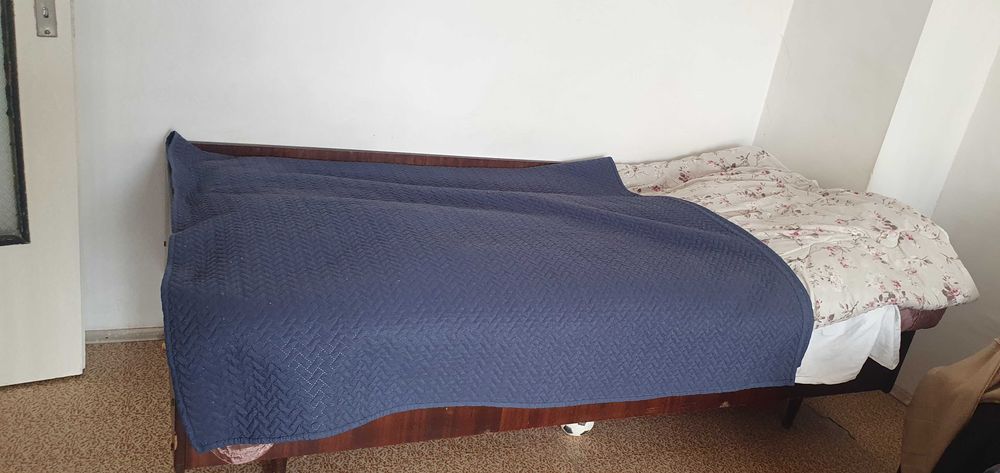 Подарявам мебели