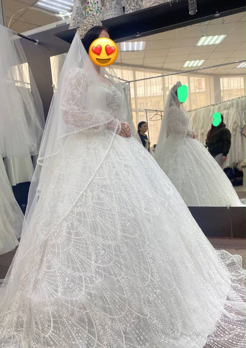 Свадебное платье