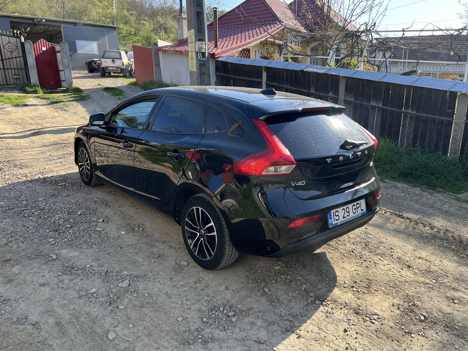 Vand Volvo v40 2.0 diesel