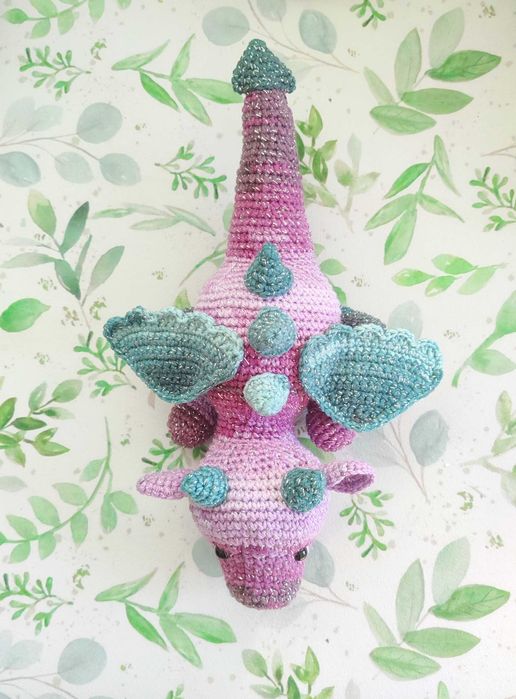 Dragon de plus crosetat