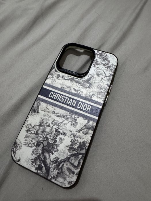 Чехлы для iphone 15 pro max
