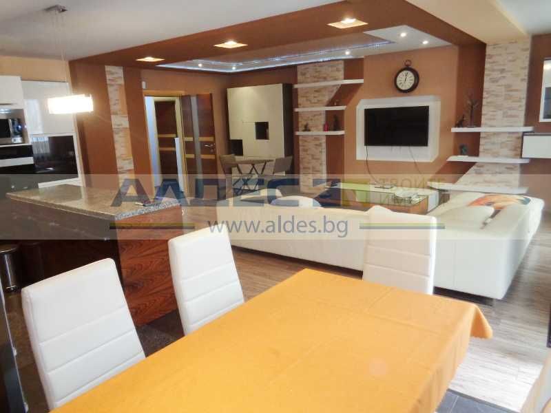 Дава се под наем Тристаен апартамент в София, Студентски град - 137 кв.м за 1000 € - Снимка #3