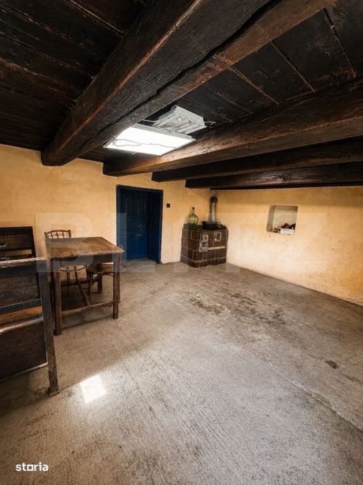 Casa taraneasca cu 180 mp utili si teren de 1360 mp, Aschileu Mare