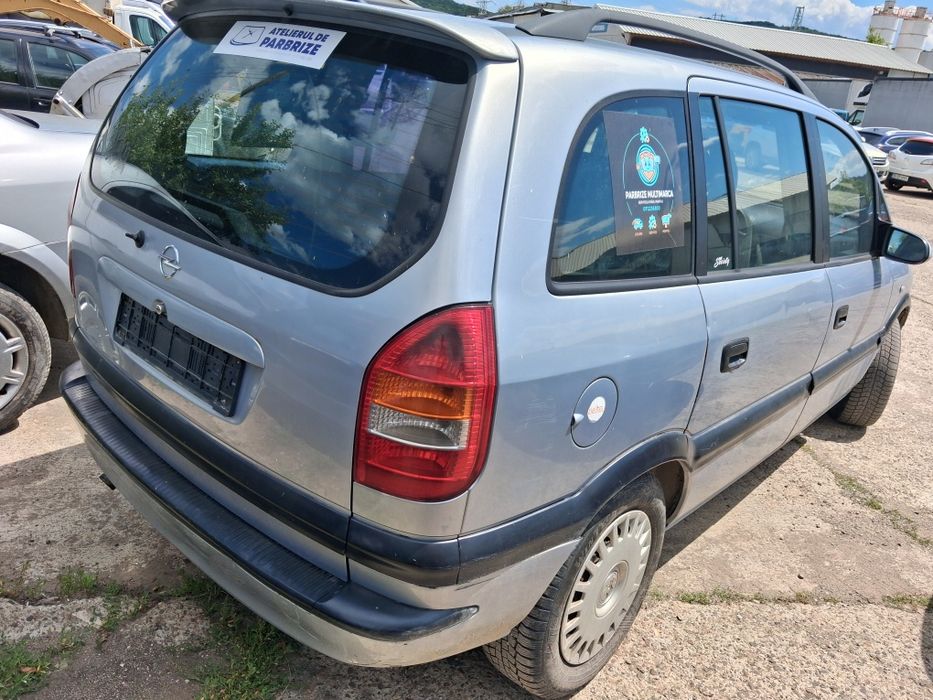 Capota aripi faruri Triple hayon opel Zamfira 2002 1.9D