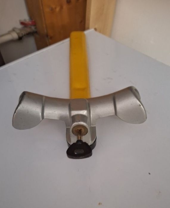 Antifurt pt volan auto