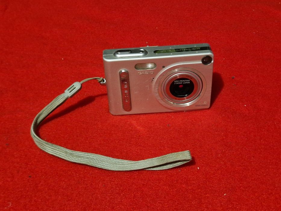 Aparat foto perfect funcțional  fără accesorii