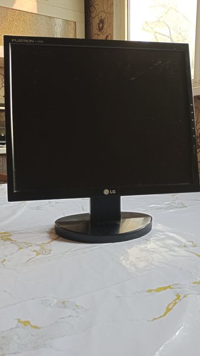 Монитор flatron для компьютера