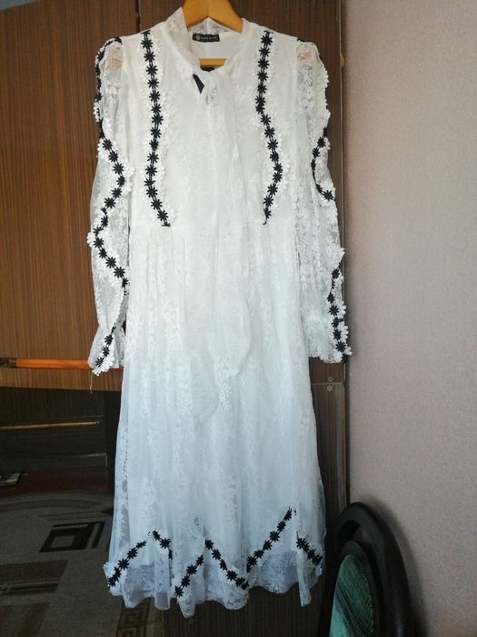 Продам    платье