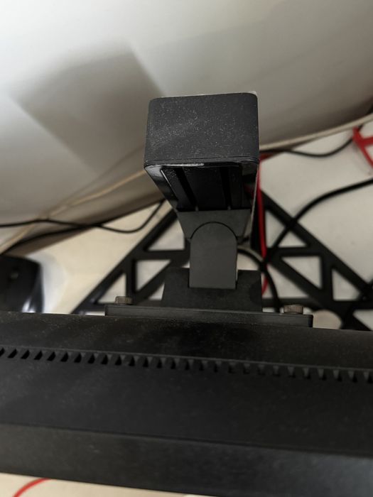 Lenovo legion R24e