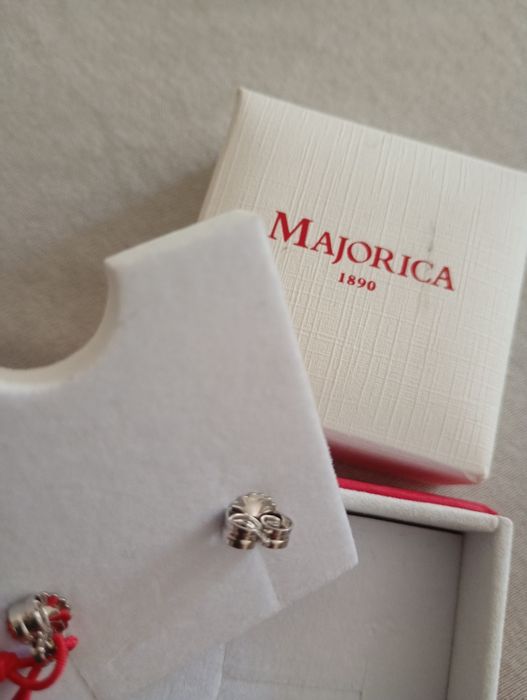 Серьги бренда Majorica