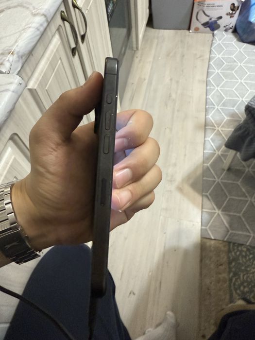 Продам или обменяю Iphone 15 pro