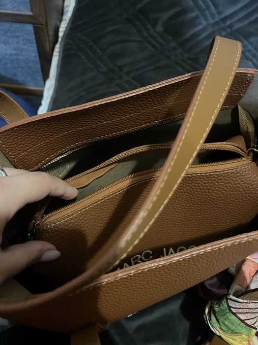 Дамска чанта TOTE BAG в кафяво + вътрешна чантичка + шалче