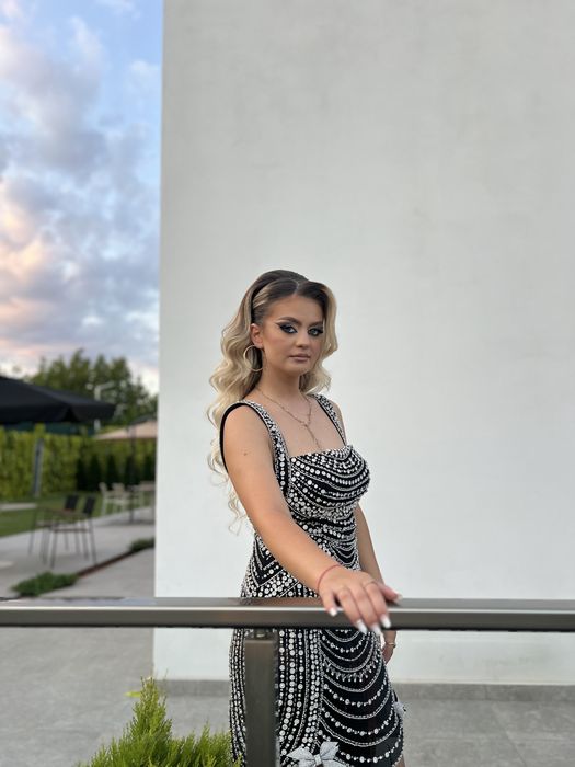 Rochie bijuterie