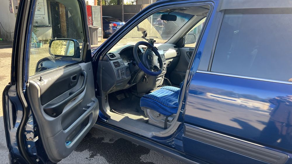 Honda CR-V верный японец ^_^