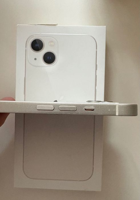 iPhone 13 - 128 GB Starlight
