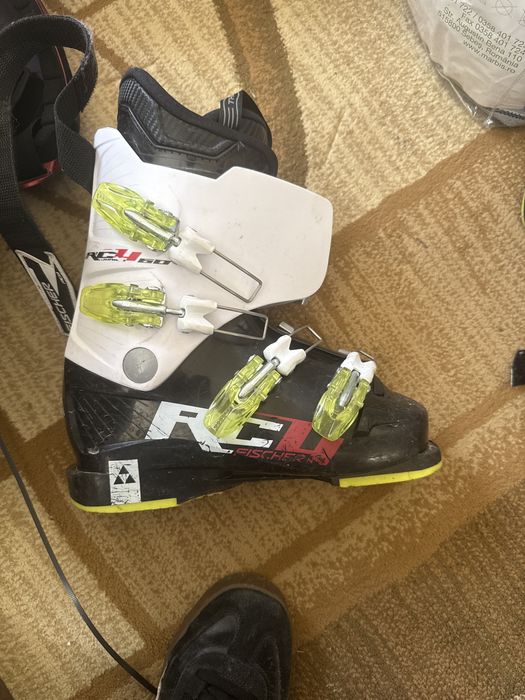 Clapari marimea 38+ skiuri