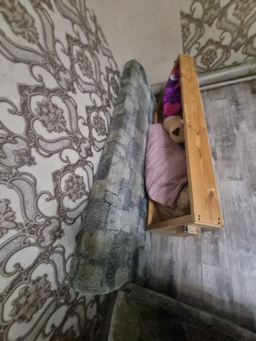 Продаю тахту  не дорого СРОЧНО!