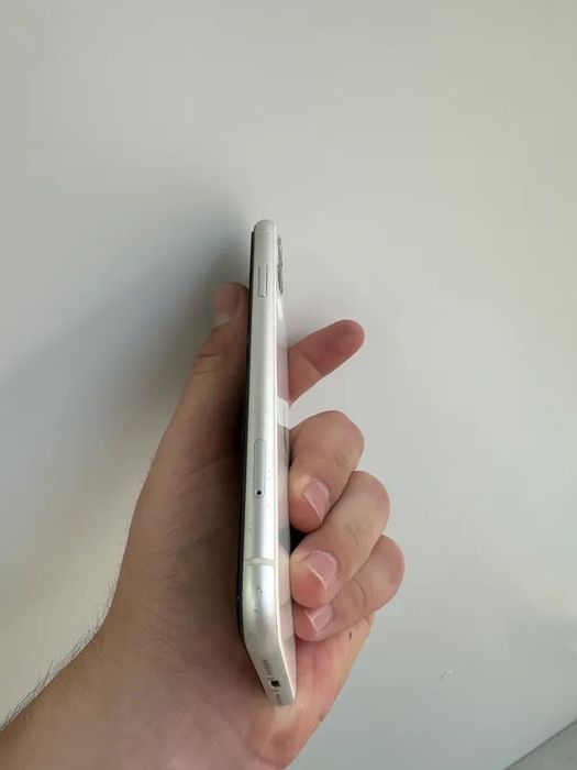 Iphone 11 ideal xolatda