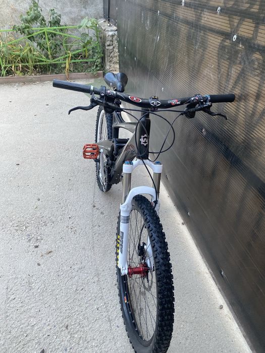 Bicicleta white carbon