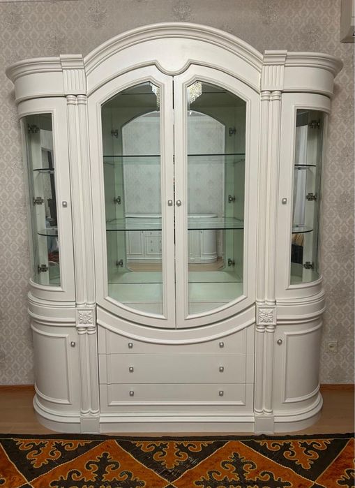 Продам шкаф и комод