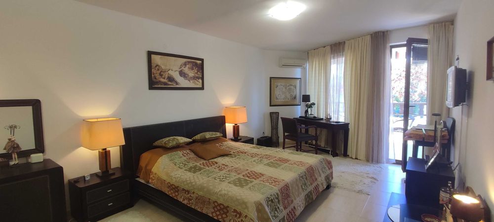 Продава се Тристаен апартамент в Свети Влас - 135 кв.м за 1460 €/кв.м - Снимка #18