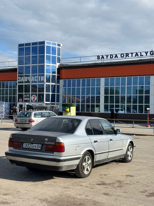 продам бмв е34  проблемы с доками