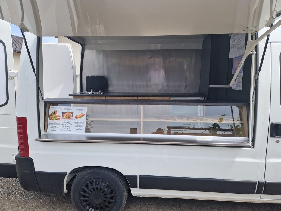 Auto rulota comerciala -  FOOD TRUCK