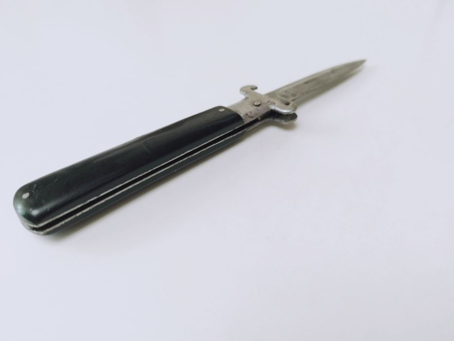 Vechi cutit de vanatoare pliabil Frosolone, Italia, anii 40'