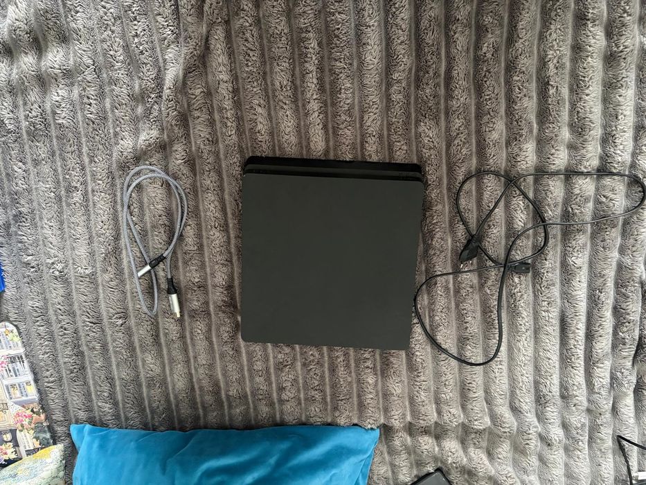 PlayStation 4 slim