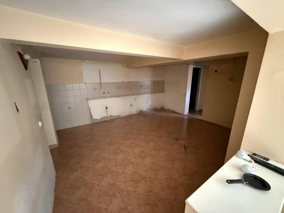 Продава се Етаж от къща в Поморие - 120 кв.м за 1050 €/кв.м - Снимка #2