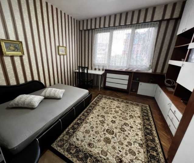 Дава се под наем Тристаен апартамент в София, Изток - 110 кв.м за 750 € - Снимка #4